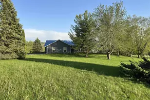 493 Jenny Ln, Elizabeth, IL 61028 - Photo 4