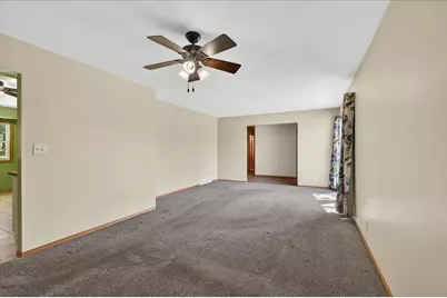 3429 City View Drive, Rockford, IL 61101 - Photo 6