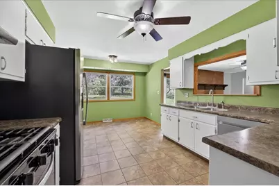 3429 City View Drive, Rockford, IL 61101 - Photo 10