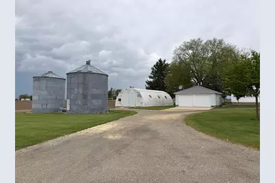 13546 N Showers Road, Orangeville, IL 61060 - Photo 2