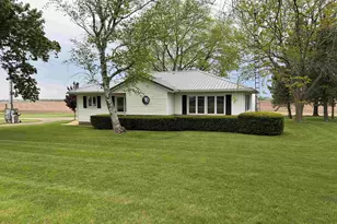13546 N Showers Rd, Orangeville, IL 61060 - Photo 1