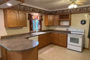 13546 N Showers Rd, Orangeville, IL 61060 - Photo 6