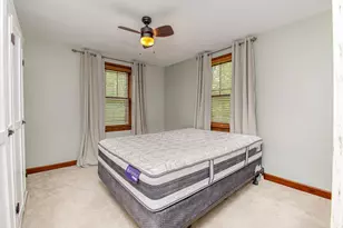 380 Greenwood Ave, East Dubuque, IL 61025 - Photo 12