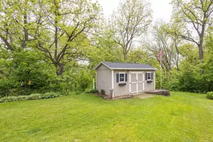 380 Greenwood Ave, East Dubuque, IL 61025 - Photo 40