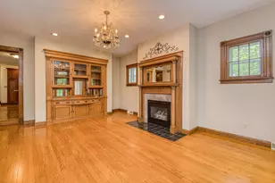 380 Greenwood Ave, East Dubuque, IL 61025 - Photo 8