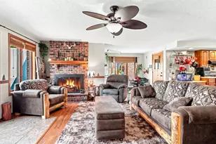 9096 E Stagecoach Trail, Warren, IL 61087 - Photo 8