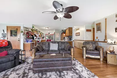 9096 E Stagecoach Trail, Warren, IL 61087 - Photo 8