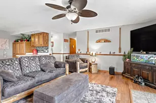 9096 E Stagecoach Trail, Warren, IL 61087 - Photo 10