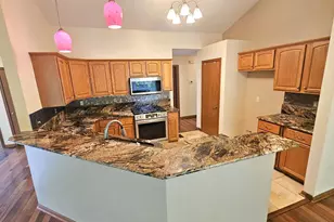 222 Lily Ln, Rockford, IL 61107 - Photo 2