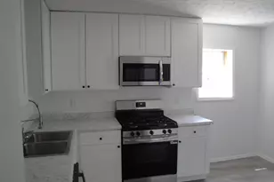 7205 Rogers St, Machesney Park, IL 61115 - Photo 4