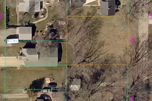 22Xx Welworth Ave, Rockford, IL 61108 - Photo 1