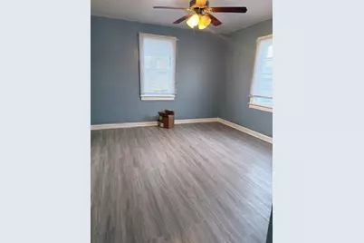 1915 Quincy Street, Rockford, IL 61103 - Photo 8