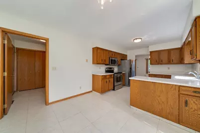 1616 Highridge Road, Rockford, IL 61108 - Photo 18
