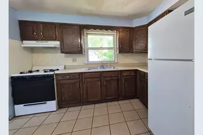 620 Wayne Drive, Machesney Park, IL 61115 - Photo 8