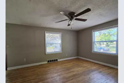 620 Wayne Drive, Machesney Park, IL 61115 - Photo 4