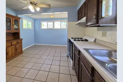 620 Wayne Drive, Machesney Park, IL 61115 - Photo 6