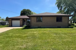 401 S Ridge St, Shannon, IL 61078 - Photo 4