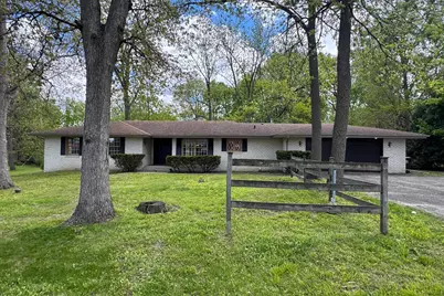 7607 Larwinn Drive, Rockford, IL 61107 - Photo 1