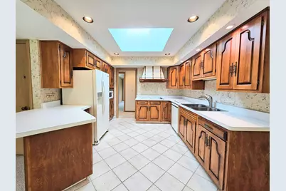 522 Sunrise Lane, Rockford, IL 61107 - Photo 16