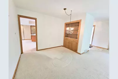 522 Sunrise Lane, Rockford, IL 61107 - Photo 8