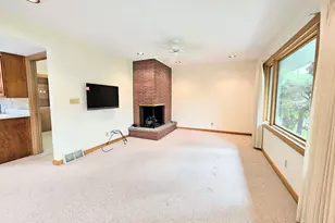 522 Sunrise Ln, Rockford, IL 61107 - Photo 12