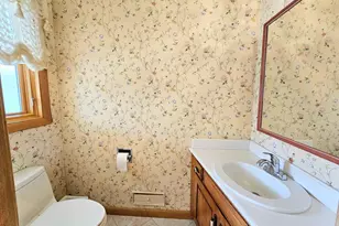 522 Sunrise Ln, Rockford, IL 61107 - Photo 18