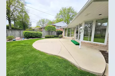 522 Sunrise Lane, Rockford, IL 61107 - Photo 48