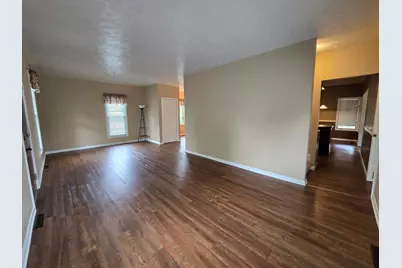 210 W Morris Street, Morrison, IL 61270 - Photo 2