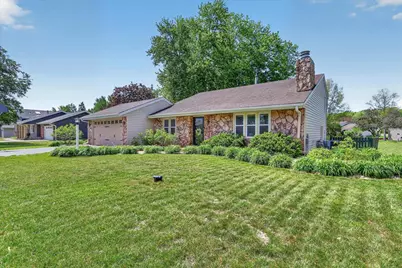 148 Sandhurst Drive, Rockton, IL 61072 - Photo 2