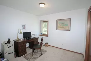 5457 Country Ct, Roscoe, IL 61073 - Photo 18