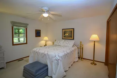 5457 Country Court, Roscoe, IL 61073 - Photo 12