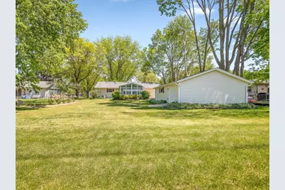 8318 Cameo Drive, Machesney Park, IL 61115 - Photo 44