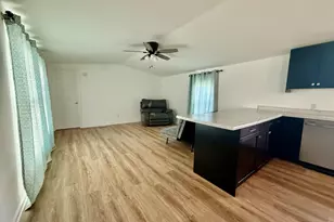 2705 St Vincent Ave, Lasalle, IL 61301 - Photo 6