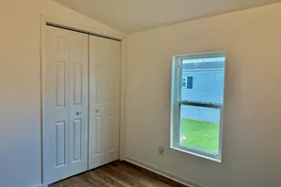 2705 St Vincent Ave, Lasalle, IL 61301 - Photo 12