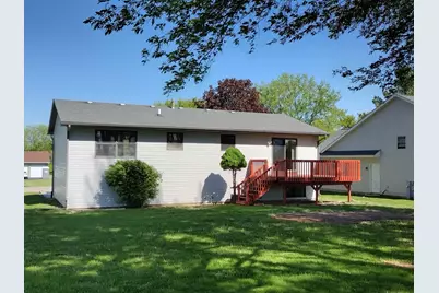 154 NW Columbia Street, Poplar Grove, IL 61065 - Photo 4