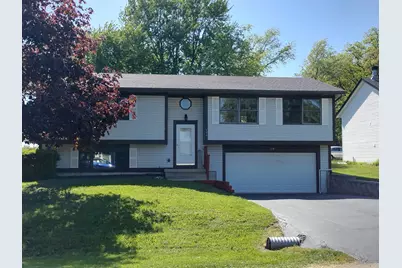154 NW Columbia Street, Poplar Grove, IL 61065 - Photo 2