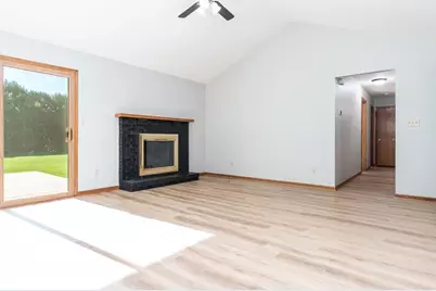 984 Rockhampton Drive, Rockford, IL 61102 - Photo 18