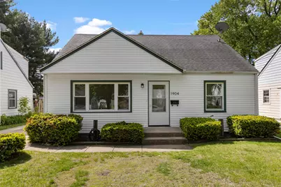 1904 W Pearl Avenue, Rockford, IL 61103 - Photo 1