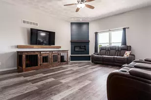 3070 Beutell Ln, Machesney Park, IL 61115 - Photo 8
