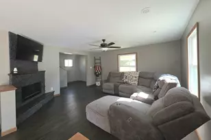 102 E State Rd, Mount Carroll, IL 61053 - Photo 22
