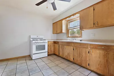 2412 Midway Drive, Rockford, IL 61103 - Photo 6