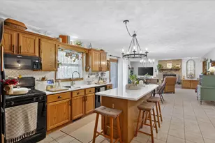 12117 Whispering Winds Dr, Roscoe, IL 61073 - Photo 18