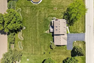 12117 Whispering Winds Dr, Roscoe, IL 61073 - Photo 50