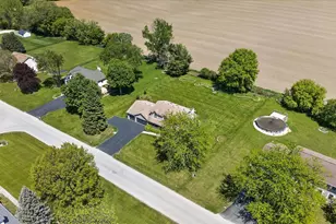 12117 Whispering Winds Dr, Roscoe, IL 61073 - Photo 48