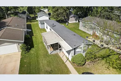 501 Lindenwood Drive, Belvidere, IL 61008 - Photo 2