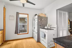 131 S 8th St, South Beloit, IL 61080 - Photo 12