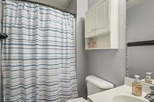 302 Picadilly Dr, Poplar Grove, IL 61065 - Photo 16