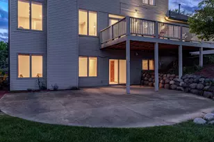 12807 Skyline Dr, Roscoe, IL 61073 - Photo 4