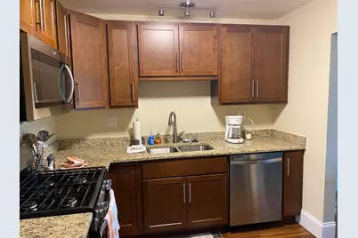 5201 Carriageway Drive #Unit 304, Rolling Meadows, IL 60008 - Photo 4
