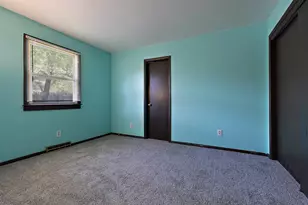 2618 Pleasant View Ave, Rockford, IL 61108 - Photo 8